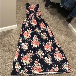 Navy floral maxi dress.size medium.